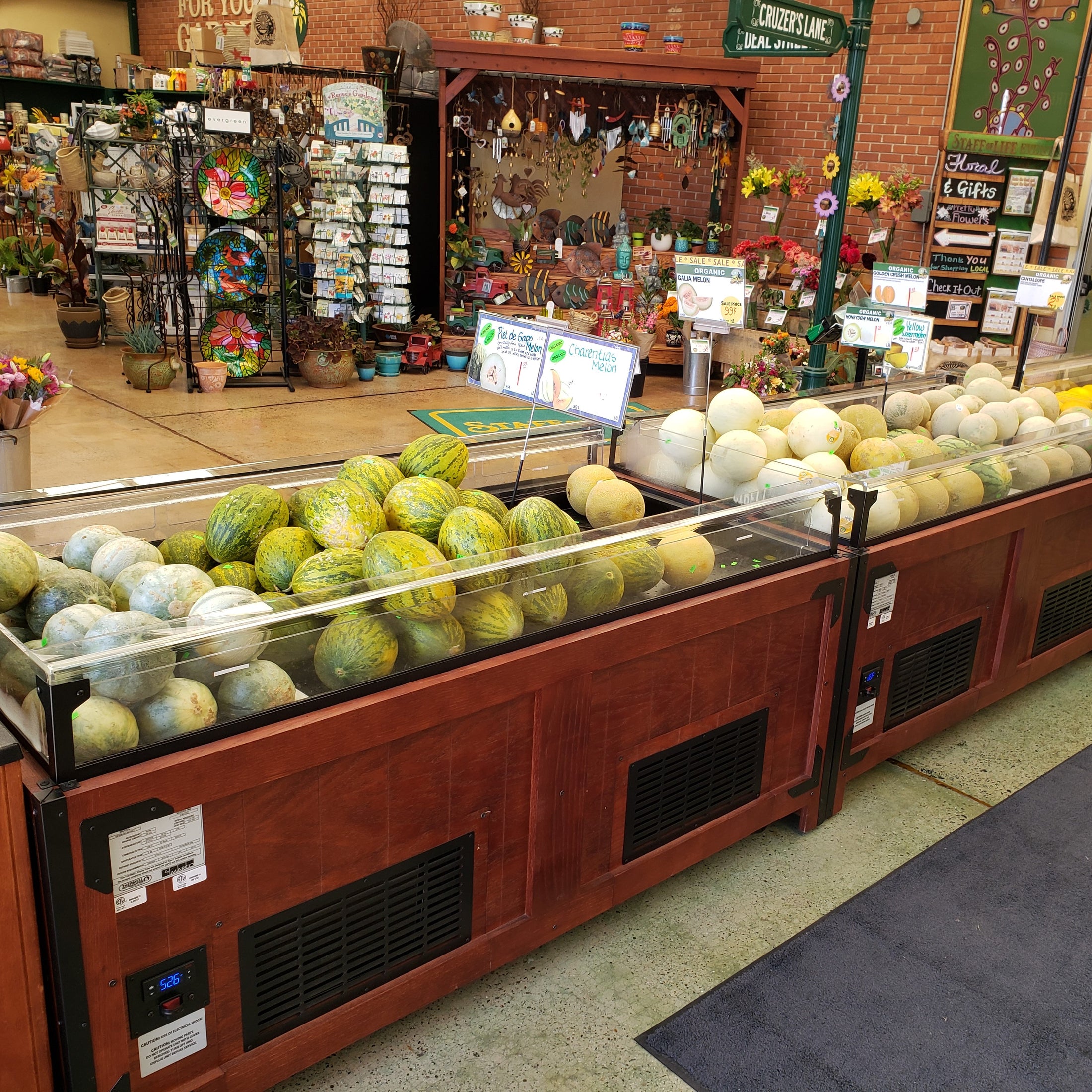 Refrigerated Orchard Bins Gallery